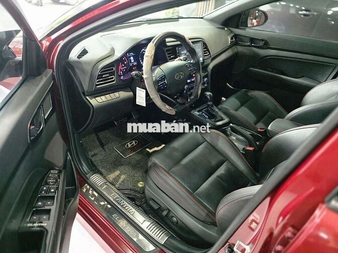 Hyundai Elantra 2019 Sport 1.6L Turbo, màu đỏ