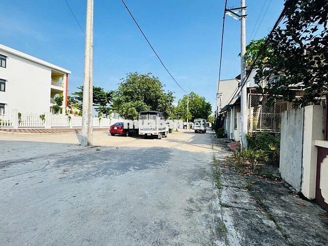 Bán đất 100m2 thôn Nhuế Kim Chung Đông Anh Hn 12.8 tỉ