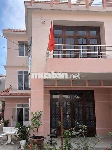 ĐỊNH CƯ NƯỚC NGOÀI CẦN BÁN GẤP LÔ BIỆT THỰ TRUNG TÂM Q 7, GIÁ 80TR/M2