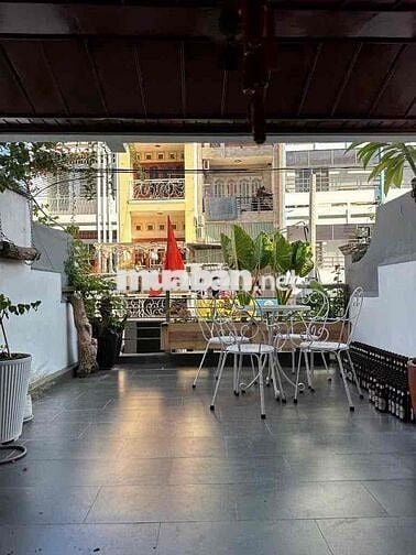 QUẬN 10 MẶT TIỀN BÀ HẠT GẦN BV NHI ĐỒNG 5TẦNG 4PN SỔ NỞ HẬU ĐẸP
