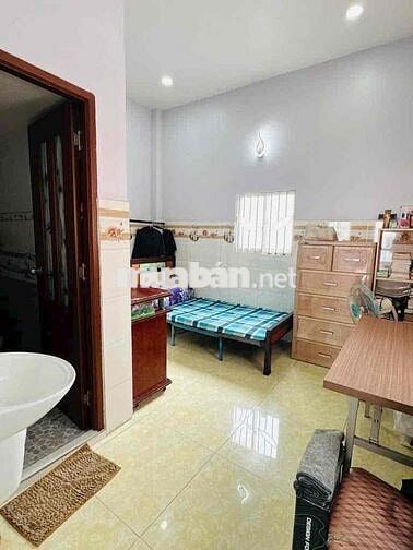 Chỉ 6..9ty  Có ngay nhà 3 lầu hẻm 6m, 3pn,3wc, Dt 44.m2 Phạm văn hai
