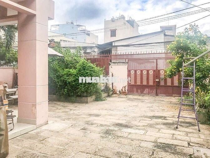 ĐỊNH CƯ NƯỚC NGOÀI CẦN BÁN GẤP LÔ BIỆT THỰ TRUNG TÂM Q 7, GIÁ 80TR/M2