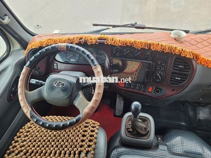 GIA ĐÌNH CẦN BÁN XE HUYNDAI COUNTY ĐÔ THÀNH