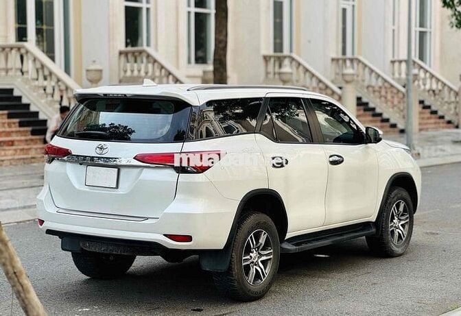 Toyota Fortuner 2022 2.4 4x2 AT - 55000 km