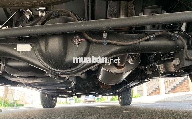 Toyota Innova 2024 E 2.0 MT - 55000 km
