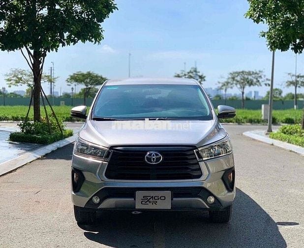 Toyota Innova 2024 E 2.0 MT - 55000 km