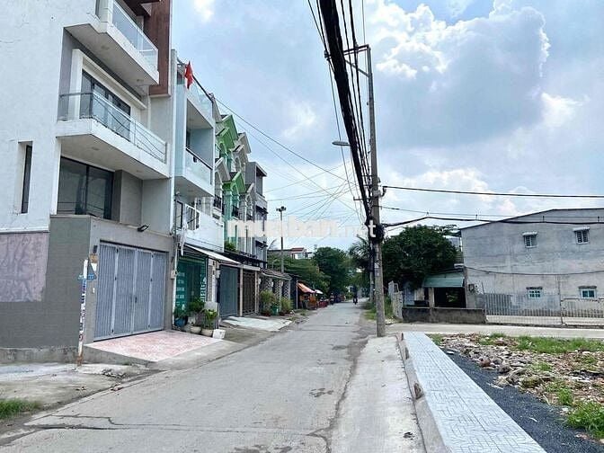 Bán 5 lô đất SHR mặt tiền giá 4,35 đến 4,85 tỷ