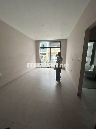 CHO THUÊ NHÀ HẺM XE TẢI ĐƯỜNG HOÀNG DIỆU_ 5X20M. TRỆT 3 LẦU NHÀ MỚI.