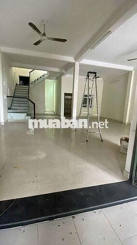 CHO THUÊ NHÀ 8X20(TRỆT+2LẦU)TRỐNG SUỐT ĐƯỜNG LÊ TRỌNG TẤN QUẬN TÂN PHÚ