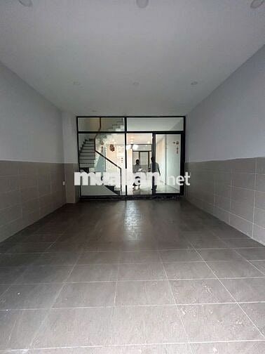 CHO THUÊ NHÀ HẺM XE TẢI ĐƯỜNG HOÀNG DIỆU_ 5X20M. TRỆT 3 LẦU NHÀ MỚI.