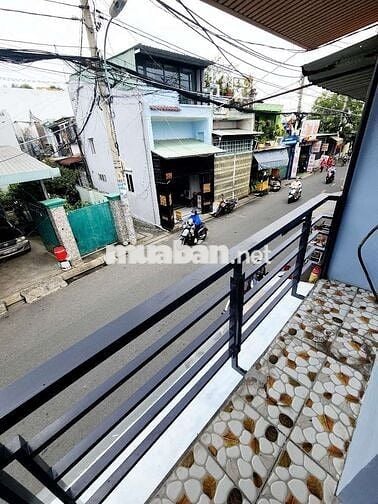 Bán nhà 3 x 6 Mặt Tiền Kinh Doanh HT 17, giá 985tr