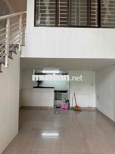 CẦN BÁN NHÀ NGAY NGÃ 5 QUANG TRUNG, P10, Gò Vấp(4❌11,4m, nở hậu 4,2m)