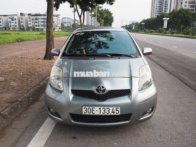 Toyota Yaris 2009  - 130000 km