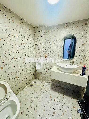 Rẻ Nhất - Tô Hiến Thành P15 Q10 – 5x25 trệt lầu – giá 45 Triệu/tháng