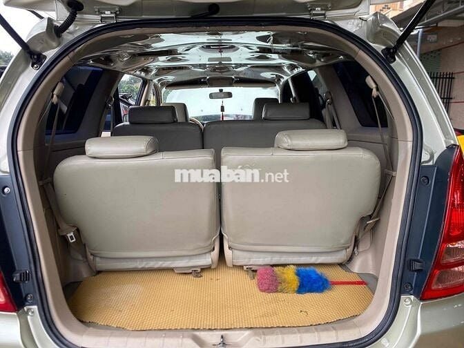 Toyota Innova 2007 G - 220000 km