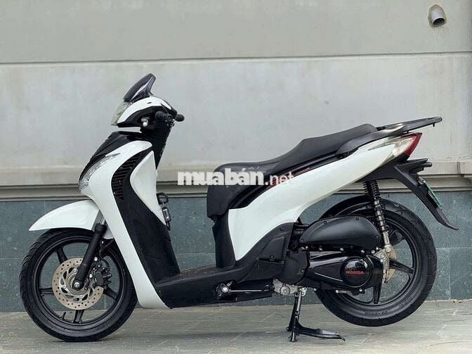 NHÀ DƯ XE NÊN EM CẦN BÁN.