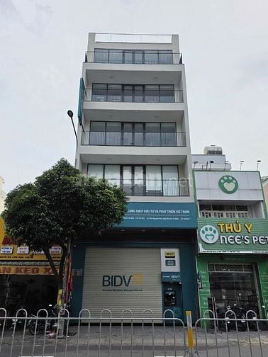 Mặt tiền An Dương Vương; 144m2 (8x18); Hầm 7 Tầng; HĐT 150Tr - 50 Tỷ