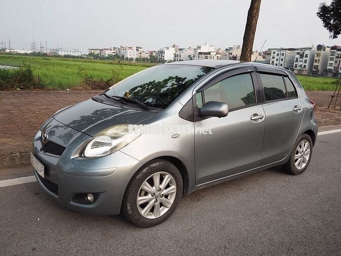 Toyota Yaris 2009  - 130000 km