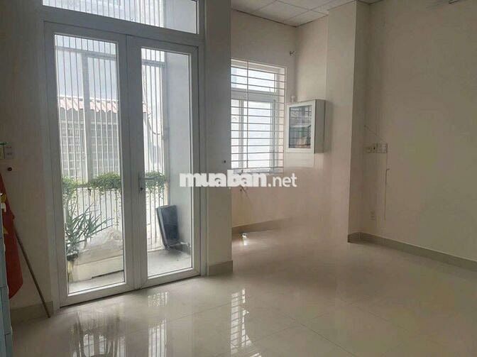 CHO THUÊ NHÀ ĐẸP HẺM HUỲNH TẤN PHÁT – QUẬN 7