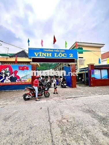 NHÀ ĐẸP 2PH NGỦ NGAY TRƯỜNG HỌC VÀ CHỢ NỮ DÂN CÔNG