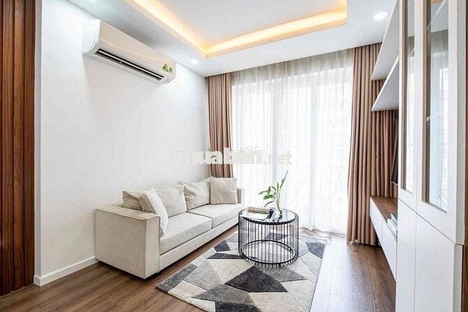 Cho thuê căn 2PN nội thất đẹp tầng cao view thoáng ngay City GYM