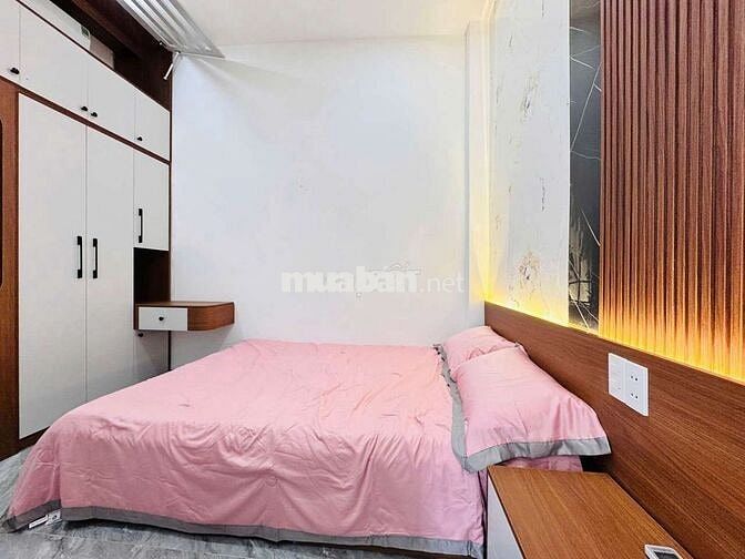Bán nhà 2 tầng mặt tiền đường 7,5m Phạm Ngọc Mậu