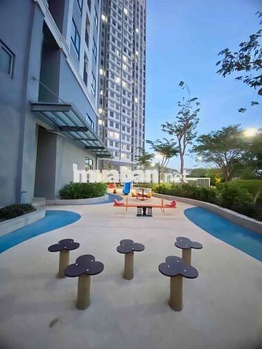 Chỉ 1.9 tỷ sở hữu 2PN view Landmark cực đẹp, tặng full nội thất