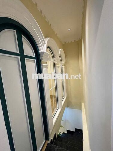 Nhả hẻm 1 sẹc 16m2, 3 phòng ngủ, đường Điện Biên Phủ