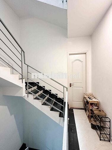 CHDV 9 PHÒNG HẺM XE TẢI 6M BÙI ĐÌNH TUÝ – 6 TẦNG ĐẸP – DÒNG TIỀN 40TR/