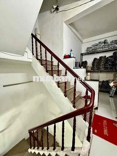 Chỉ 6..8T Có Ngay nhà 3 lầu , hxh, 4pn-3wc- Dt 55m2-  lạc long quận