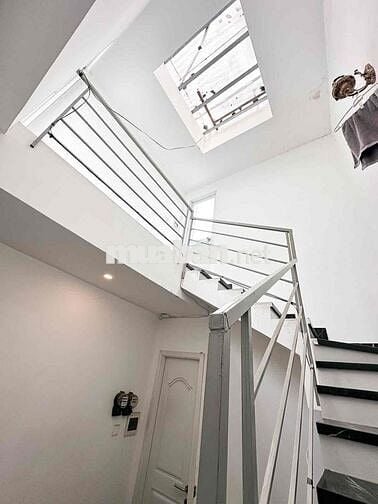 CHDV 9 PHÒNG HẺM XE TẢI 6M BÙI ĐÌNH TUÝ – 6 TẦNG ĐẸP – DÒNG TIỀN 40TR/