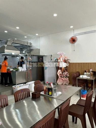 Cho thuê nhà mặt tiền Quốc Lộ 13, P. Hiệp Bình Phước, Q Thủ Đức, giá 5
