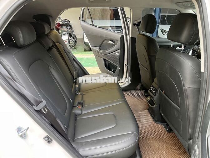 HYUNDAI CRETA 1.5AT ĐẶC BIỆT GIA ĐÌNH SƠN ZIN 100%