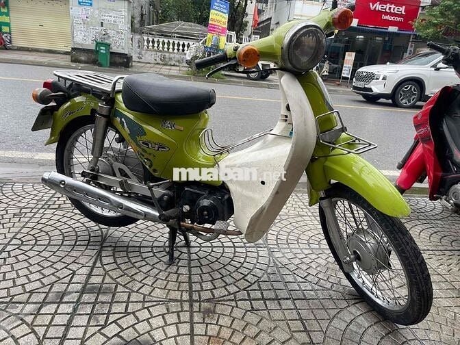 cub học sinh khoẻ bốc chỉ đi