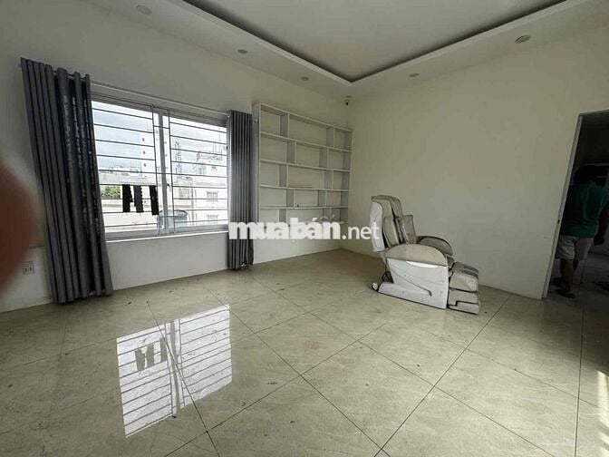 CHDV 6 TẦNG THANG MÁY – 19 PHÒNG FULL KÍN – HẺM XE HƠI NƠ TRANG LONG