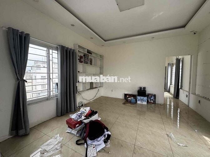 CHDV 6 TẦNG THANG MÁY – 19 PHÒNG FULL KÍN – HẺM XE HƠI NƠ TRANG LONG