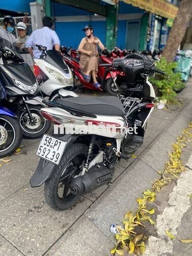 Honda air blade Thái Fi 2010 mới 90% bstp chính ch