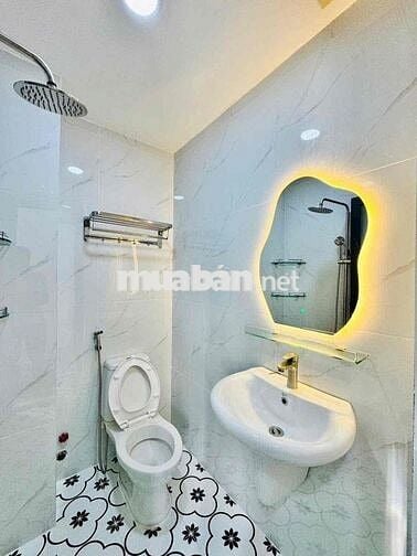 SIÊU PHẨM NHÀ MỚI-TẶNG FULL NT-PHÚ NHUẬN-SÁT MT-5 TẦNG 3PN 4WC-CHỈ 7.X