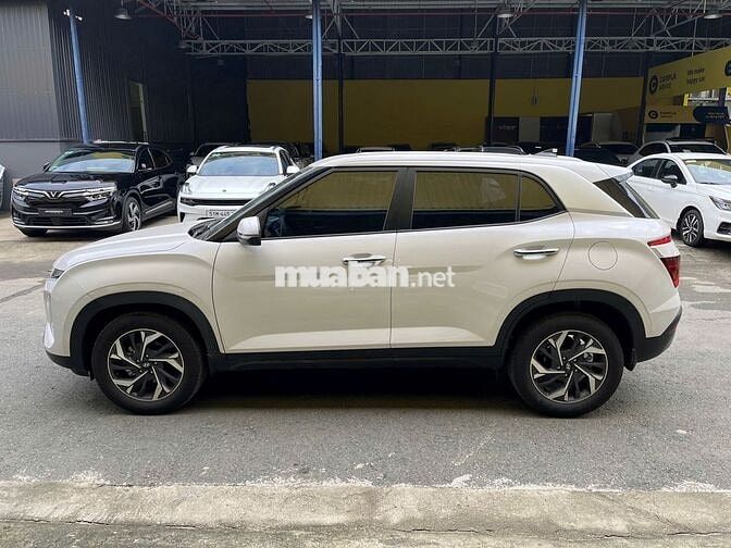HYUNDAI CRETA 1.5AT ĐẶC BIỆT GIA ĐÌNH SƠN ZIN 100%