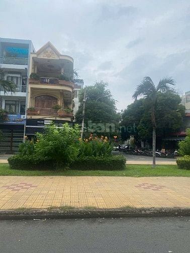 Bán căn góc 2 mặt tiền Nguyễn Thế Truyện, 6x20m 3 lầu giá 23,5 tỷ
