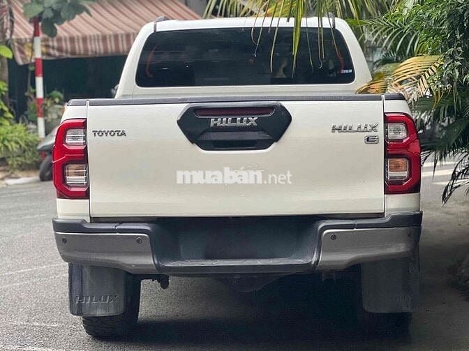 Toyota Hilux 2021 2.4E 4x2 AT - 75000 km