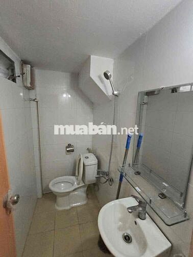 Nhà mặt ngõ 3 gác đua phố Minh Khai , mặt tiền rộng sổ đỏ chính chủ