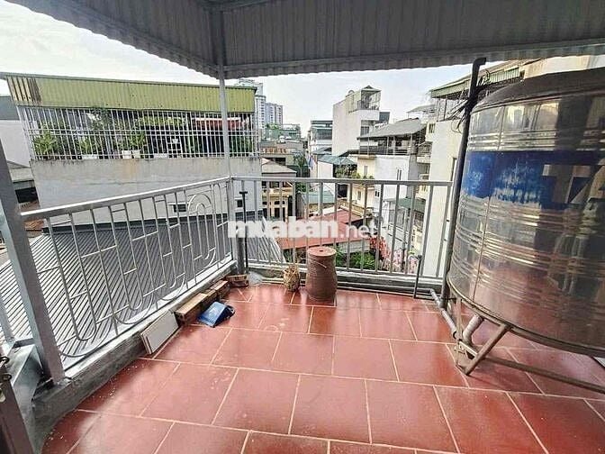 Nhà mặt ngõ 3 gác đua phố Minh Khai , mặt tiền rộng sổ đỏ chính chủ