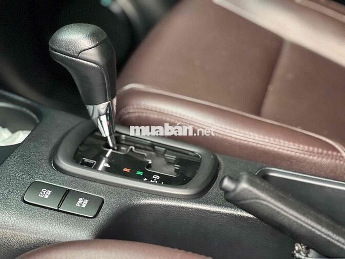 Toyota Hilux 2021 2.4E 4x2 AT - 75000 km