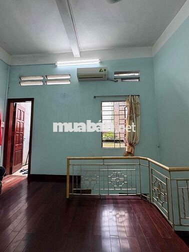 Cho thuê 2 phòng 15m2 và 20m2 khu vực Hoàn Kiếm