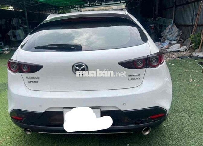 Mazda 3 2021 Sport 1.5 Luxury - 57000 km