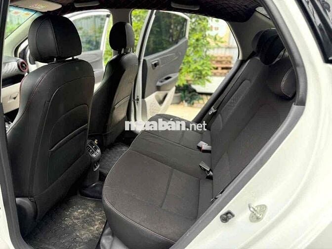 GRAND i10 2023 AT lướt 4 vạn ,rất mới BH 1 NĂM
