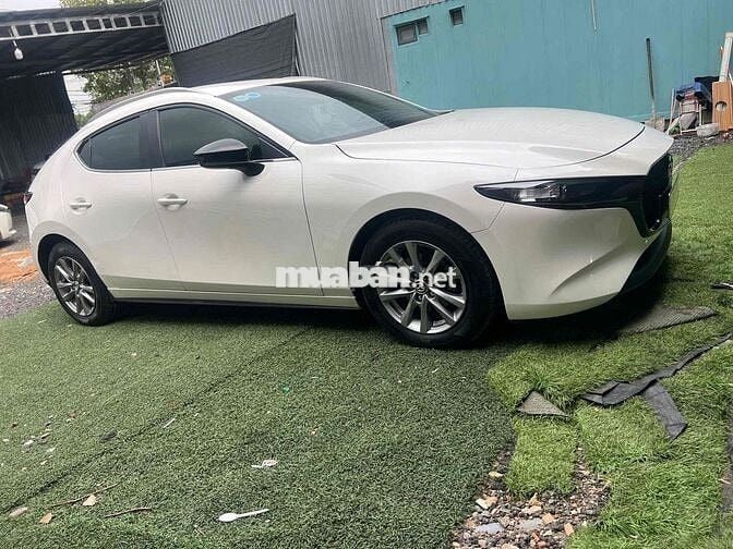 Mazda 3 2021 Sport 1.5 Luxury - 57000 km