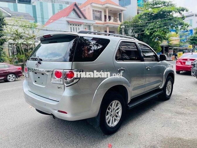 Toyota Fortuner 2013 2.7V 4x4 AT - 1 km