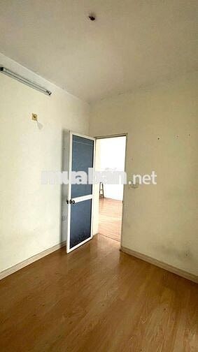 Căn hộ tập thể 70m2 ngõ 128C Đại La, Hai Bà Trưng, Hà Nội